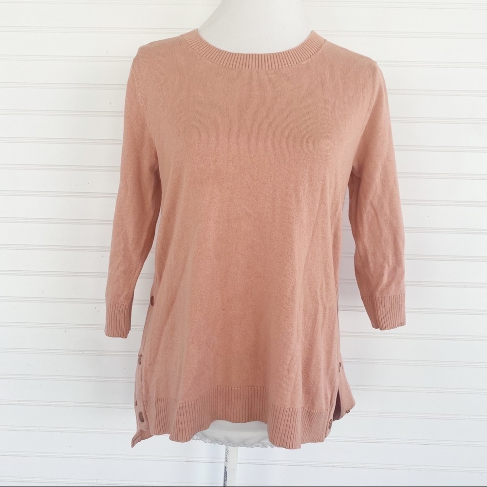 Soho New York & Company Sweater Size M Salmon Pink Snap Side 3/4 Sleeve Knit - Picture 2 of 11